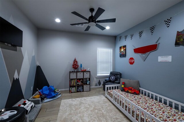 8725 NW Kensington Pl, Lawton, OK 73505 - bedroom featuring wood finished floors, recessed lighting, baseboards, and a ceiling fan