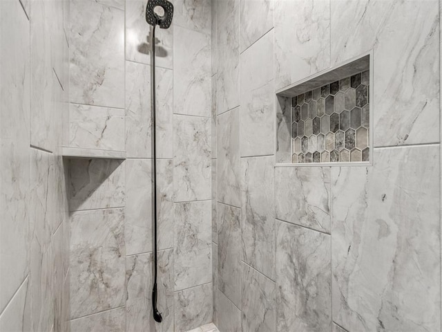 3317 Open Prairie Trl, Yukon, OK 73099 - detailed view of tiled shower