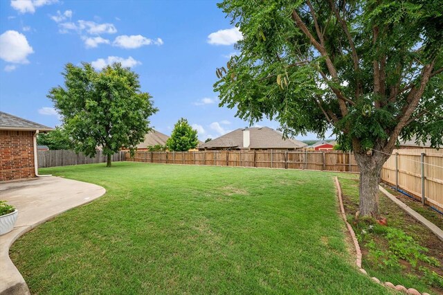 3401 First Capitol Cir, Guthrie, OK 73044 - view of yard featuring a patio