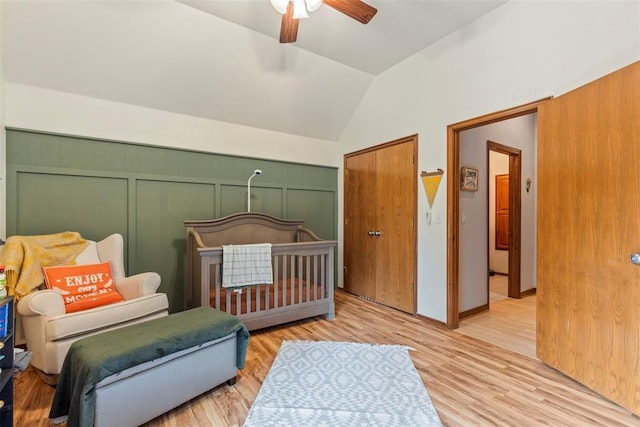 4001 Innsbrook Ct, Norman, OK 73072 - bedroom with lofted ceiling, wood finished floors, and ceiling fan