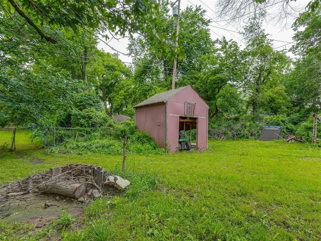 934 N Beard Ave, Shawnee, OK 74801 - view of yard