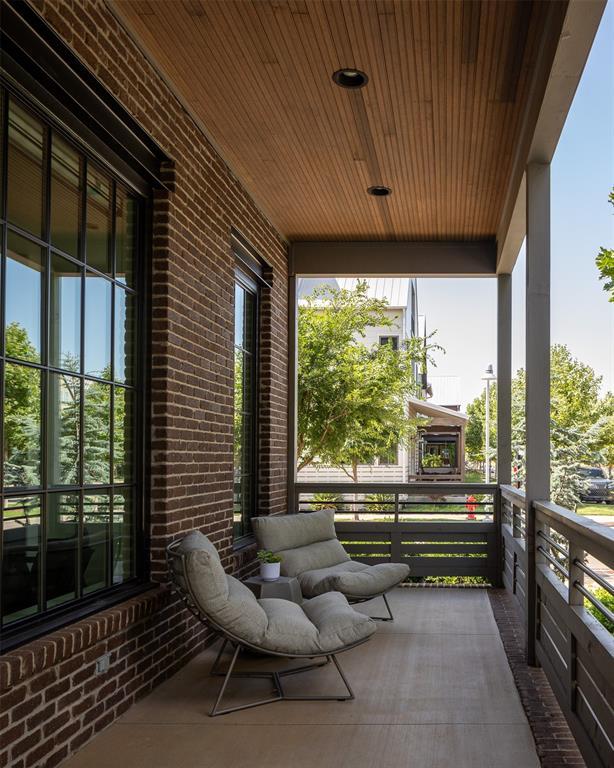 1801 Runway Blvd, Oklahoma City, OK 73108 - view of covered porch
