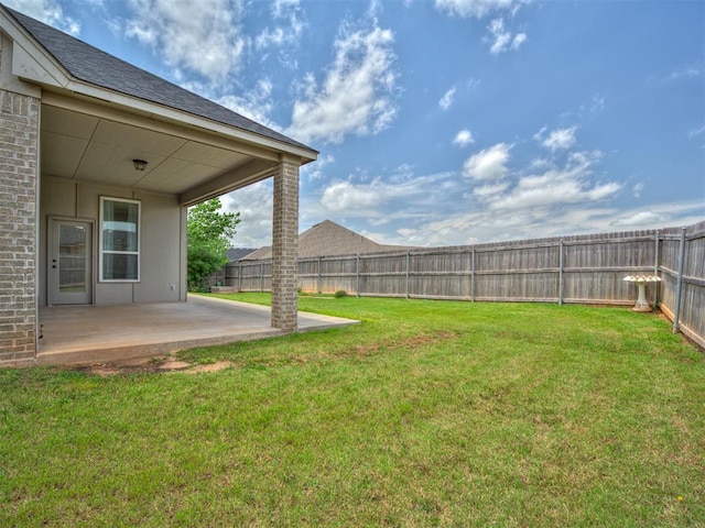 915 Kings Canyon Rd, Norman, OK 73071 - view of yard with a patio