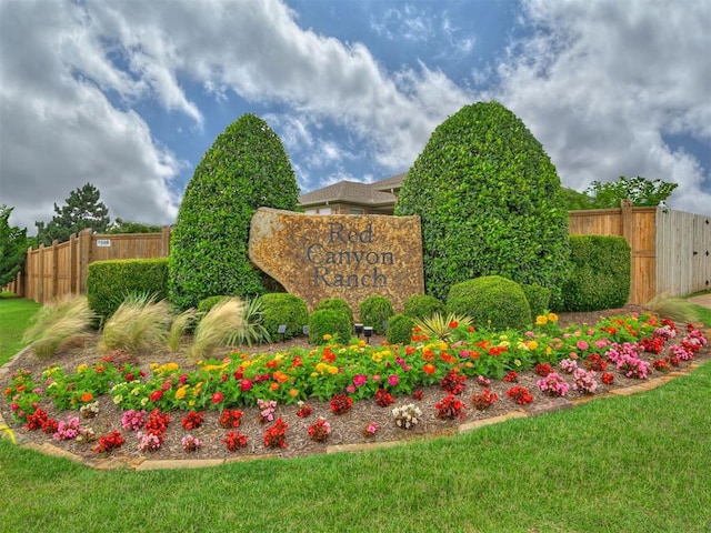 915 Kings Canyon Rd, Norman, OK 73071 - view of community sign