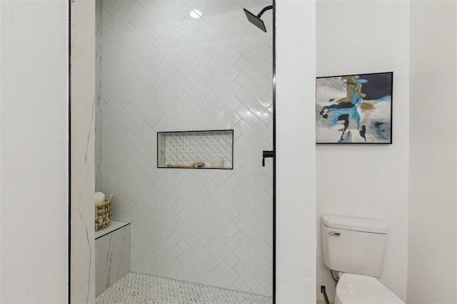 2800 NW 43rd St, Oklahoma City, OK 73112 - bathroom with a tile shower and toilet