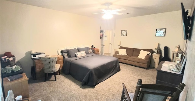 319 W Cedar Ln, Minco, OK 73059 - bedroom featuring carpet and a ceiling fan