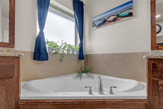 13640 Ridge View Ln, Edmond, OK 73025 - full bathroom with plenty of natural light, vanity, and a garden tub