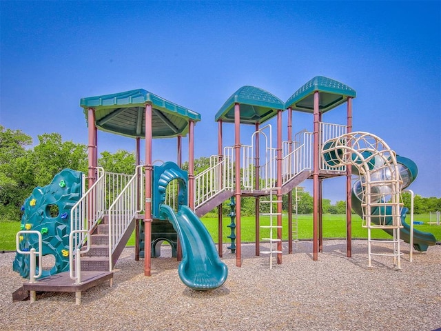 13640 Ridge View Ln, Edmond, OK 73025 - view of community play area