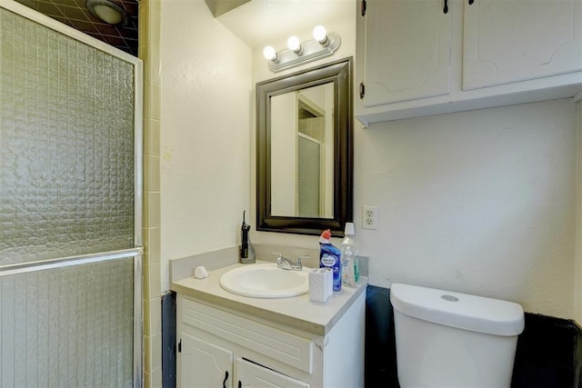 601 Oak Creek Dr, Yukon, OK 73099 - full bath with toilet, vanity, and a shower stall
