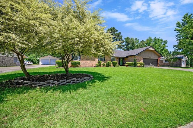 715 SE Ave M, Idabel, OK 74745 - photo 49