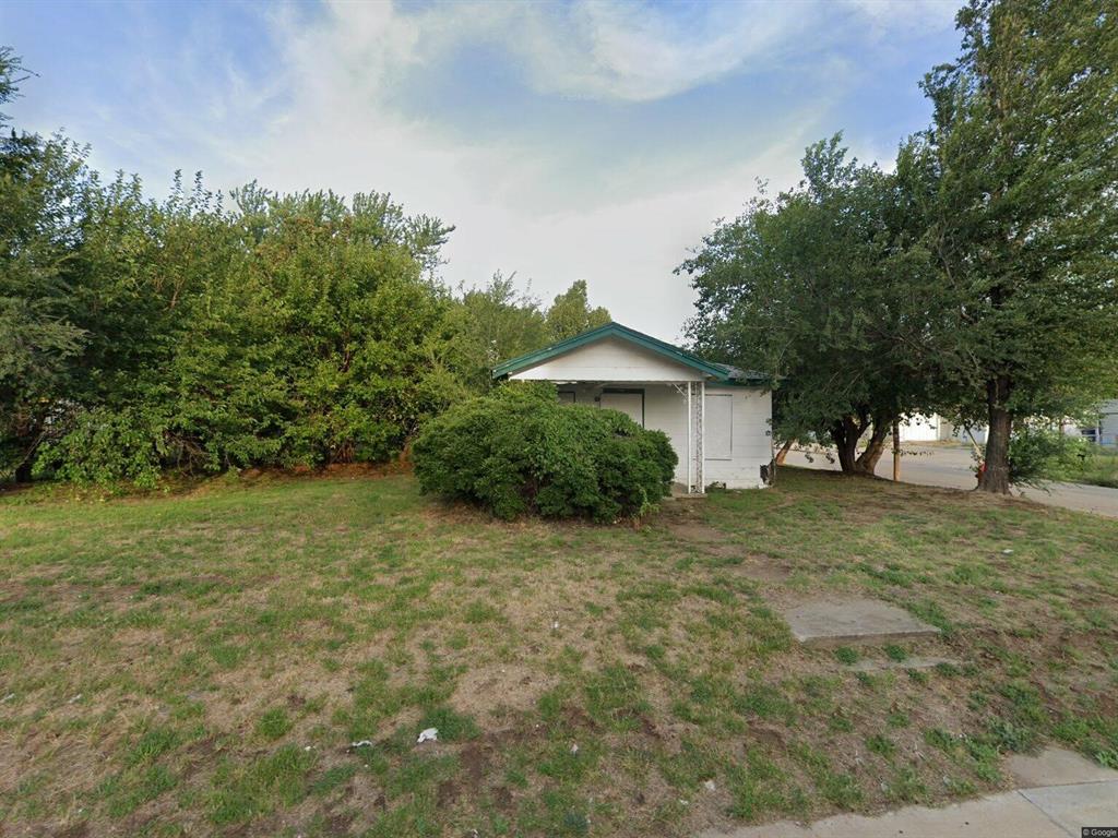 1101 S Pennsylvania Ave, Oklahoma City, OK 73108 - view of grassy yard
