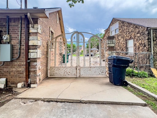 1117 SW 37th St, Oklahoma City, OK 73109 - view of gate