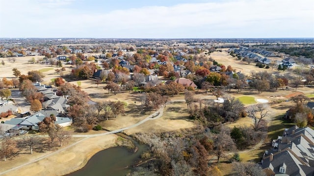 607 Aberdeen Rd, Edmond, OK 73025 - aerial overview of property's location featuring nearby suburban area and a golf club