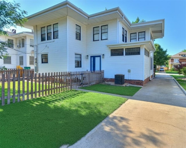 1218 NW 21st St, Oklahoma City, OK 73106 - view of front facade with central AC unit