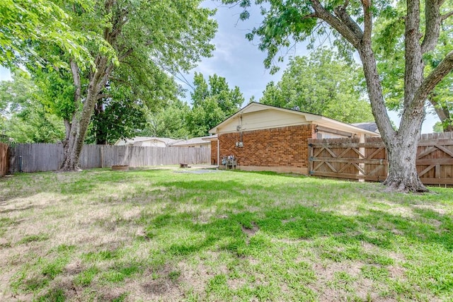 601 Woodland Way, Oklahoma City, OK 73127 - view of fenced backyard