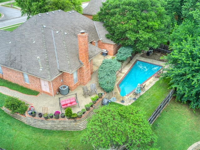 2500 Huntwick Dr, Edmond, OK 73034 - view from above of property featuring a pool