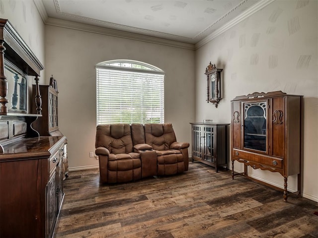 2500 Huntwick Dr, Edmond, OK 73034 - living area with dark wood-style floors, ornamental molding, and baseboards