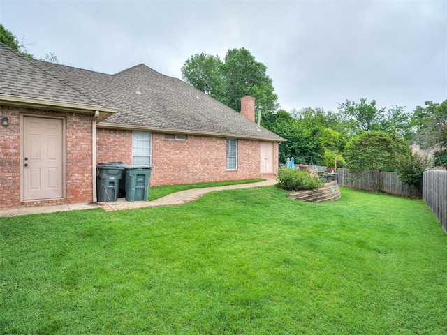 2500 Huntwick Dr, Edmond, OK 73034 - view of yard