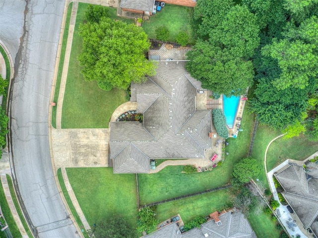 2500 Huntwick Dr, Edmond, OK 73034 - drone / aerial view of a pool area