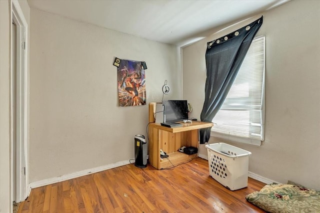208 E Lockheed Dr, Midwest City, OK 73110 - interior space with wood finished floors and baseboards