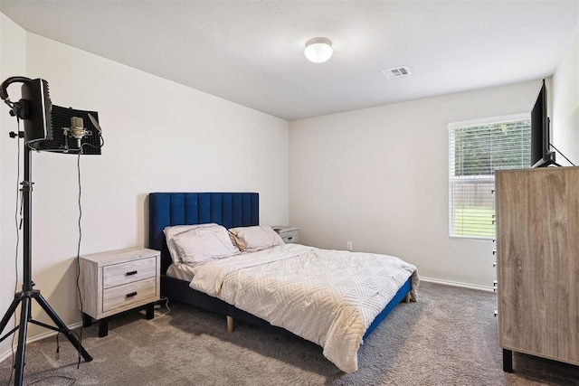 11604 NW 95th St, Yukon, OK 73099 - carpeted bedroom with baseboards