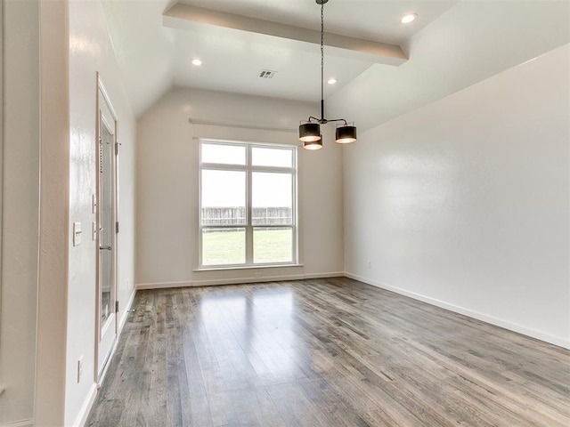 8525 Maple Creek Rd, Arcadia, OK 73007 - spare room featuring a chandelier, lofted ceiling, wood finished floors, recessed lighting, and baseboards