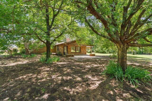 1317 S 58th St, Duncan, OK 73534 - view of yard with a patio area