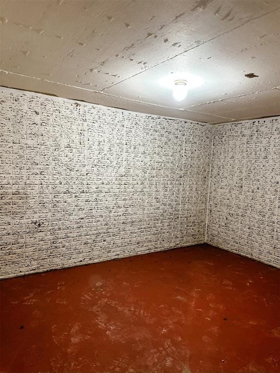 10190 County Road 1310, Fort Cobb, OK 73038 - view of basement