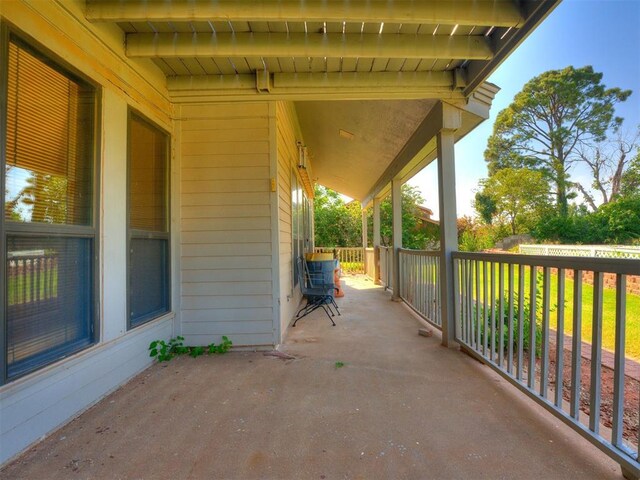 4017 Cherry Hill Ln, Oklahoma City, OK 73120 - photo 8