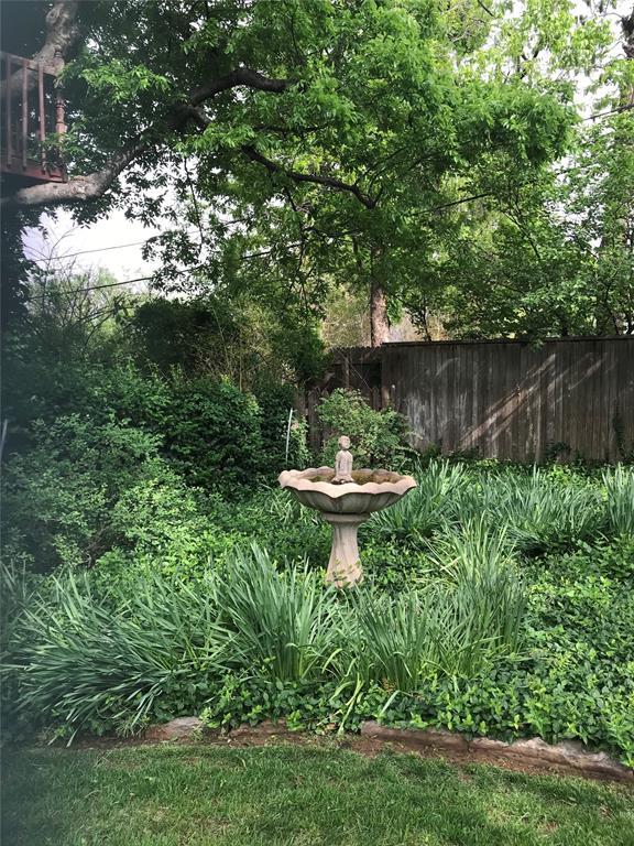 1527 NW 35th St, Oklahoma City, OK 73118 - view of yard