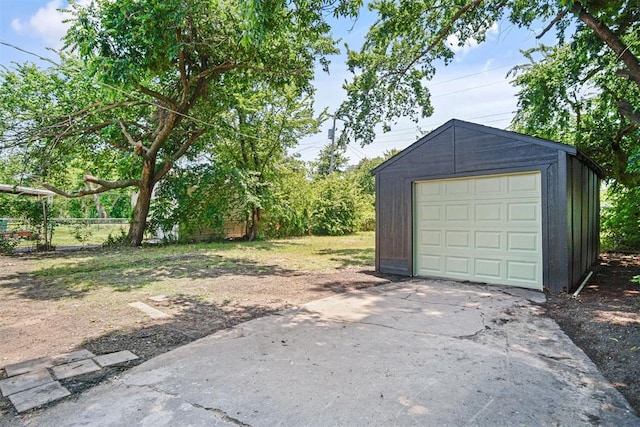 3804 NW 19th St, Oklahoma City, OK 73107 - detached garage featuring concrete driveway
