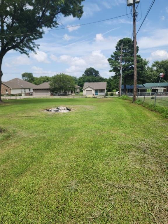 310 Mcgee St, Eufaula, OK 74432 - photo 32