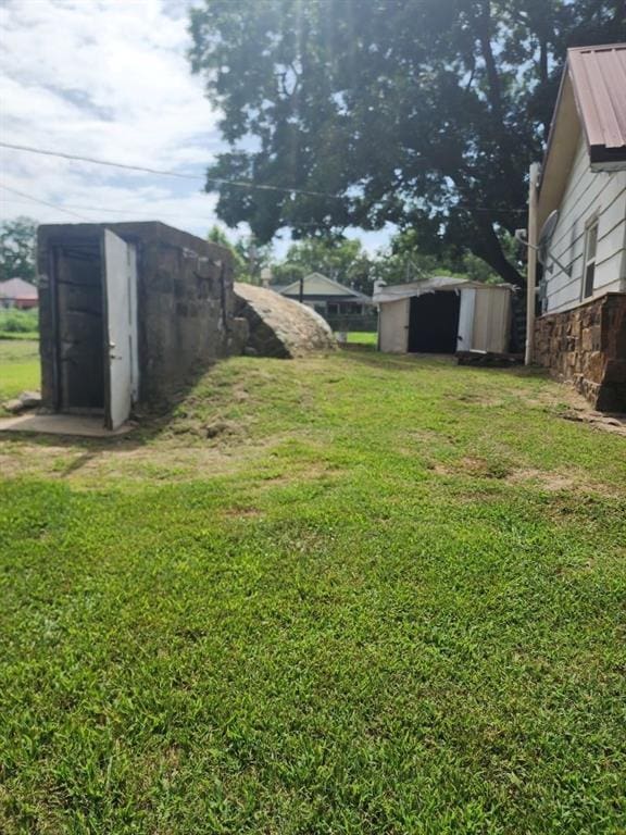 310 Mcgee St, Eufaula, OK 74432 - photo 26