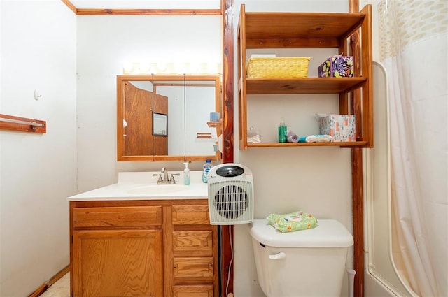 431 Canoe Rd, Broken Bow, OK 74728 - full bathroom featuring vanity, toilet, and a shower with shower curtain