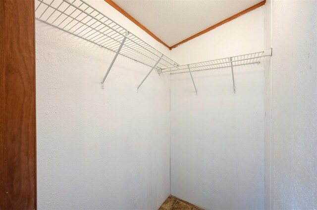 2991 Peavey Xing, Broken Bow, OK 74728 - view of walk in closet