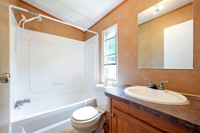 2991 Peavey Xing, Broken Bow, OK 74728 - full bath with toilet, vanity, bathing tub / shower combination, crown molding, and vaulted ceiling