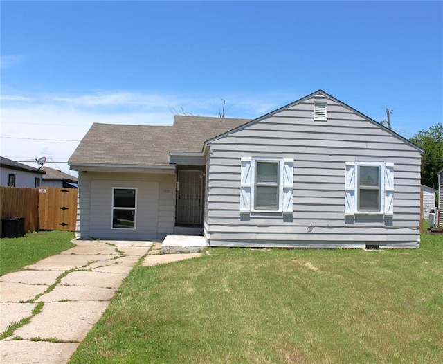 1521 SW 45th St, Oklahoma City, OK 73119 - bungalow featuring a shingled roof