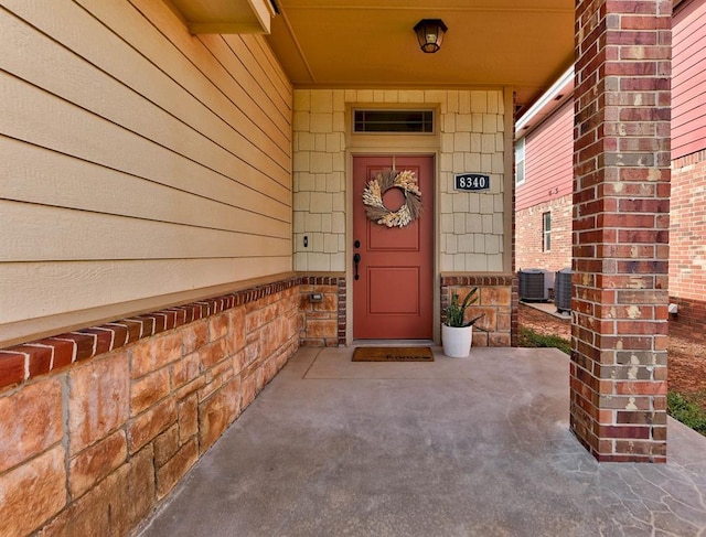 8340 NW 137th St, Oklahoma City, OK 73142 - property entrance with a porch