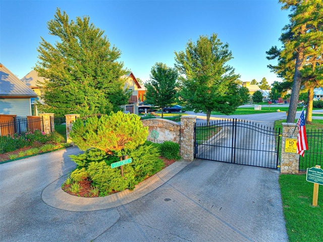 37271 S Cliff Crest Dr, Langley, OK 74301 - view of gate