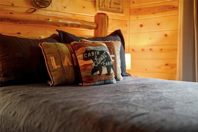 1073 Southern Hills Cir, Broken Bow, OK 74728 - view of bedroom