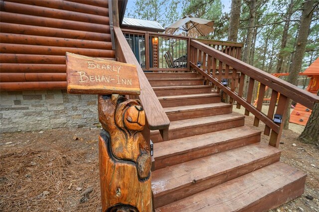 1073 Southern Hills Cir, Broken Bow, OK 74728 - view of staircase