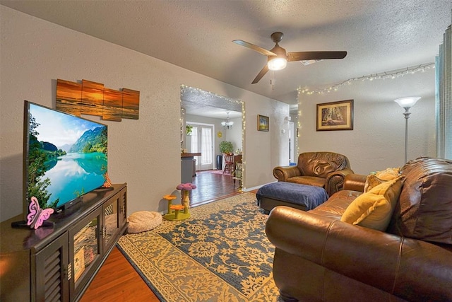 305 Gary St, Mangum, OK 73554 - photo 5