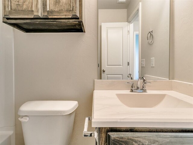 15108 Coldsun Dr, Oklahoma City, OK 73170 - bathroom with toilet and vanity