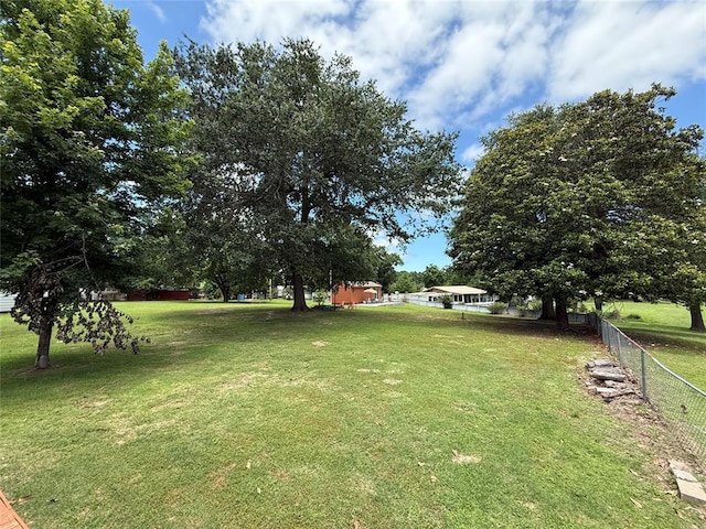 410052 E 1103rd Rd, Checotah, OK 74426 - view of yard