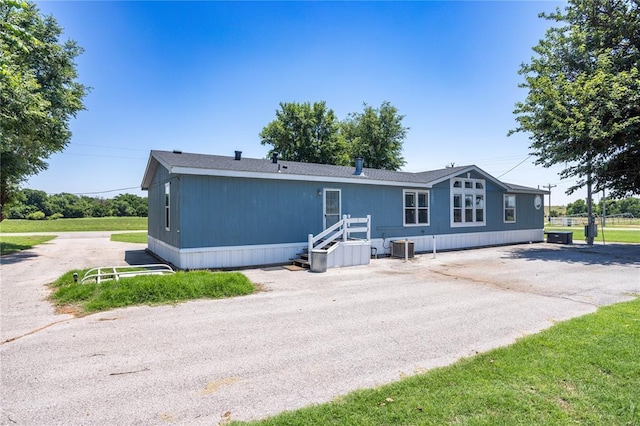24195 E 1130th Rd, Colony, OK 73021 - photo 1