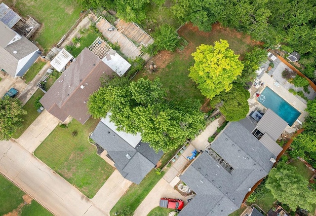 1813 Edgewood Dr, Edmond, OK 73013 - photo 39