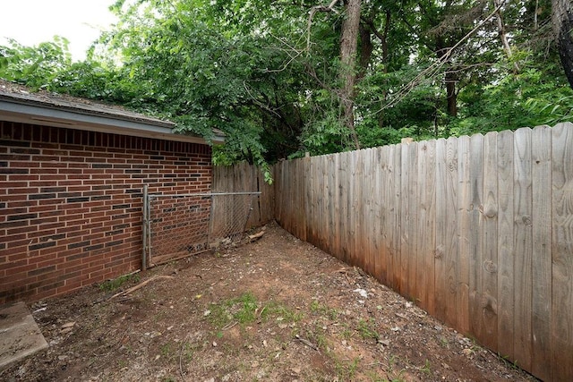 6225 SE 46th St, Oklahoma City, OK 73135 - view of yard
