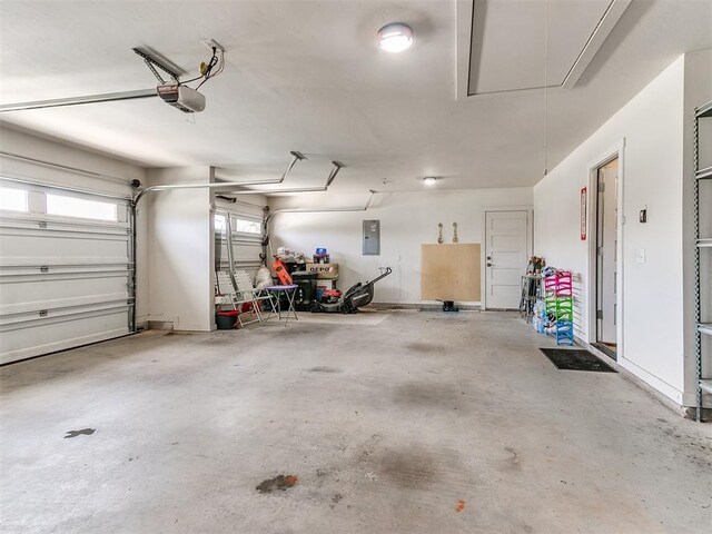 5512 Cheyenne Rd, Warr Acres, OK 73132 - garage with electric panel and a garage door opener