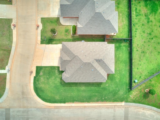 5512 Cheyenne Rd, Warr Acres, OK 73132 - drone / aerial view