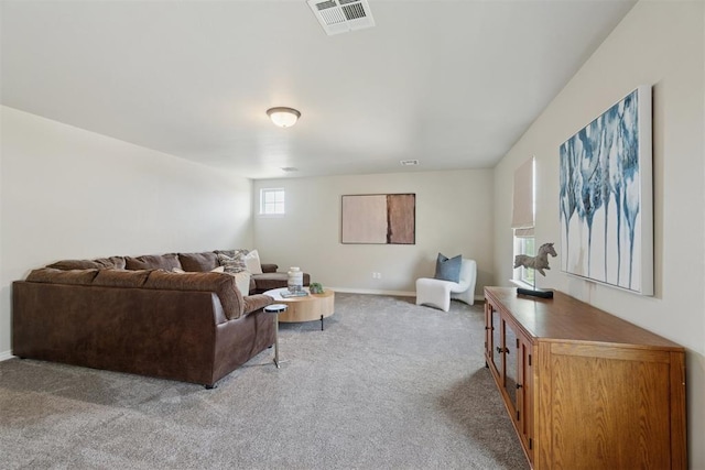 917 NW 186th St, Edmond, OK 73012 - living area featuring carpet and baseboards